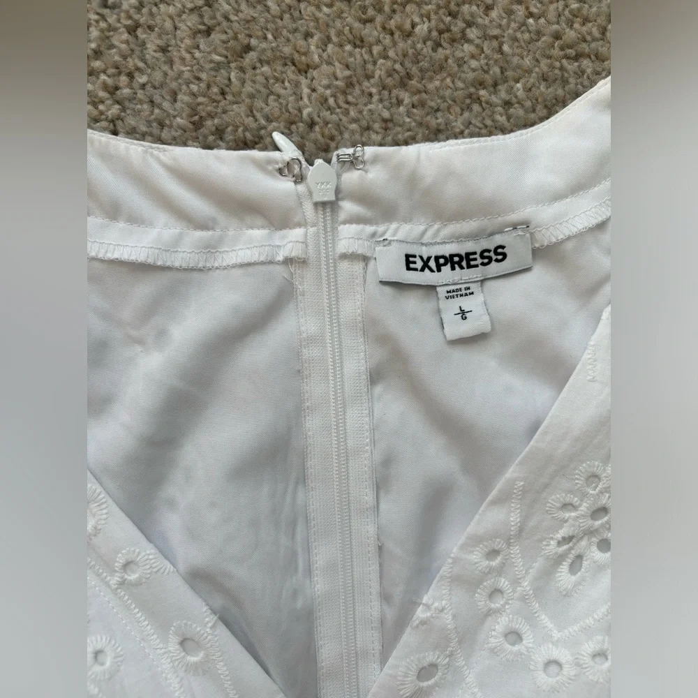 Express Eyelet Lace Puff Sleeve Romper White Size Large - Picture 9 of 14